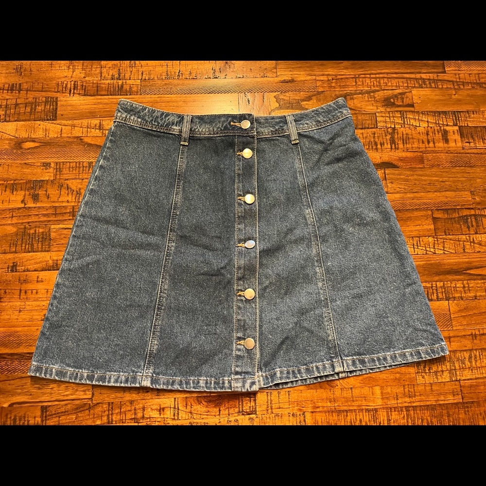 Women’s skirt